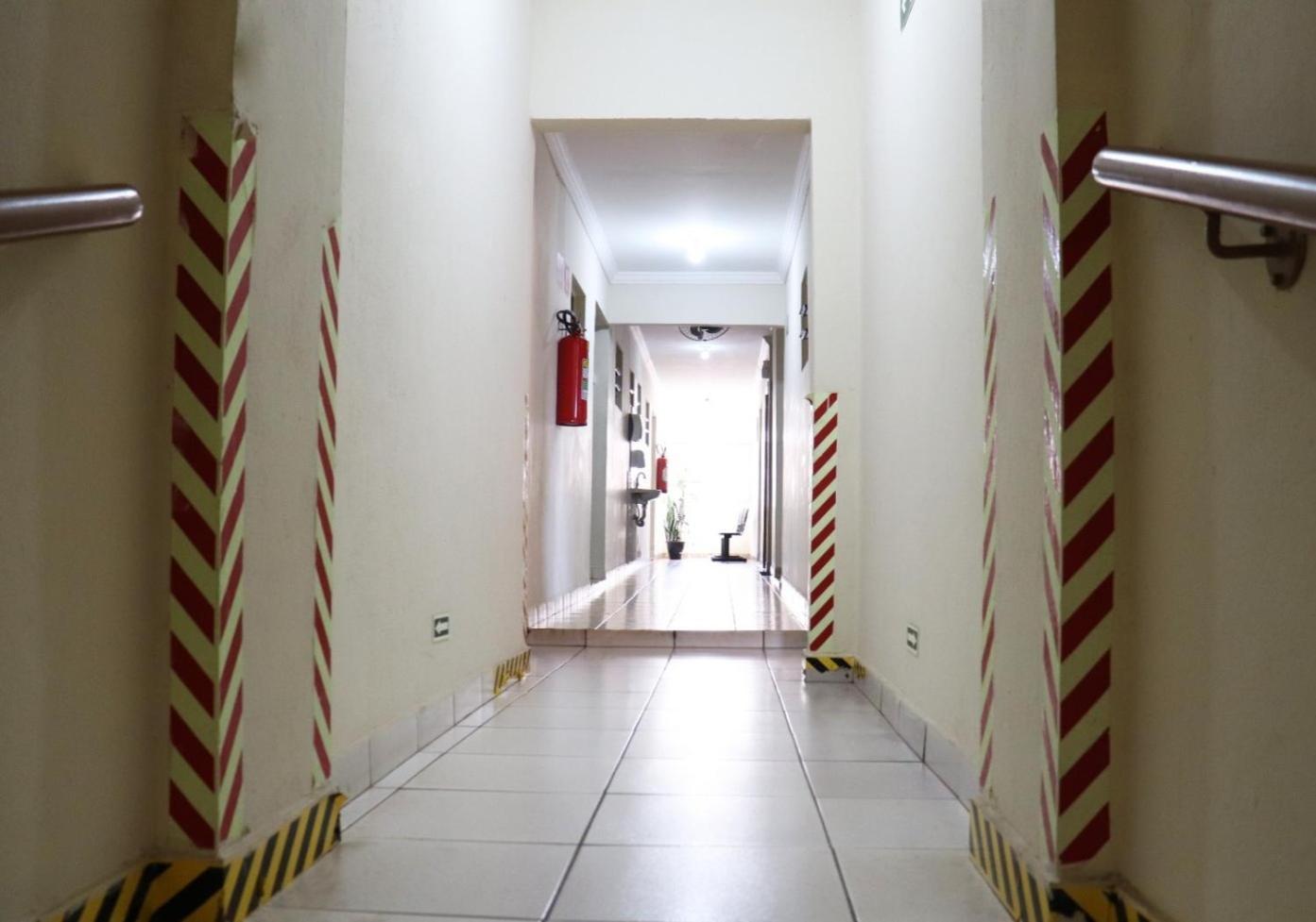 Hotel Gringos Лондрина Экстерьер фото